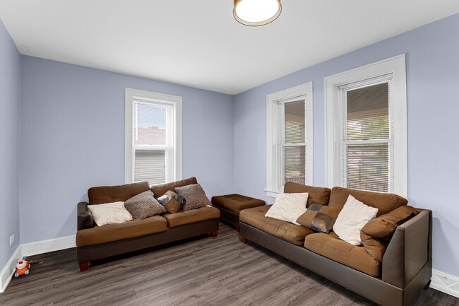 Building Photo - 16310 Carse Ave