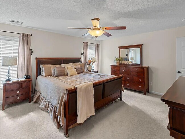 Building Photo - Earn Wealth While Leasing - Like a Homeowner - Lease to Own