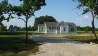 Building Photo - 34248 Pine Ridge Rd