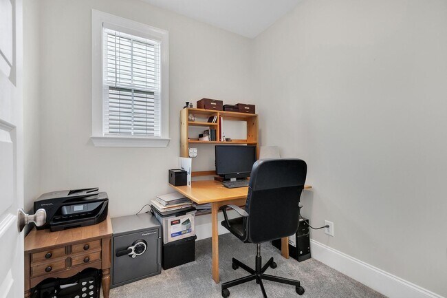 Building Photo - Wyndwater Home Available!