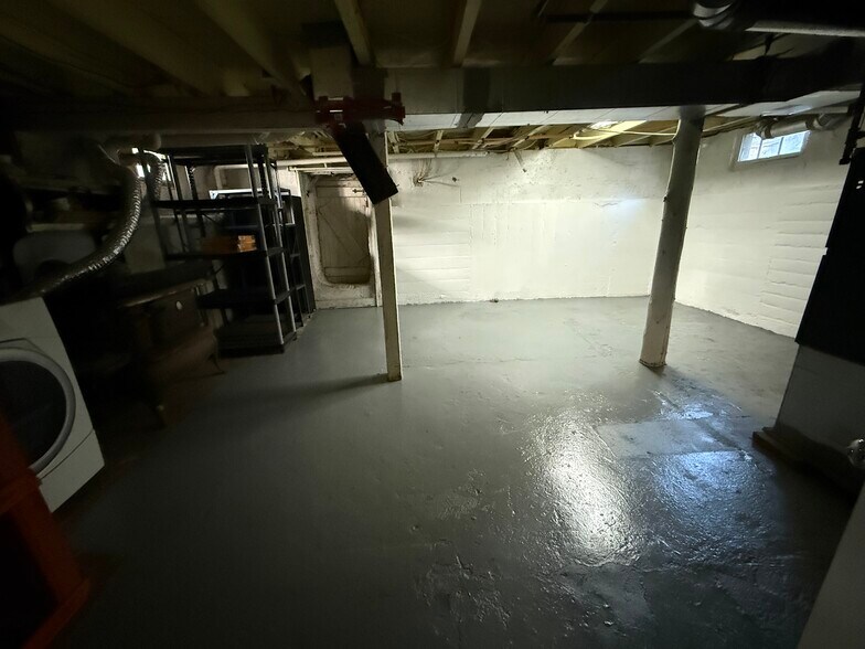 Building Photo - 9 Chilton St