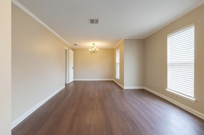 Building Photo - 1806 Heatherton Dr
