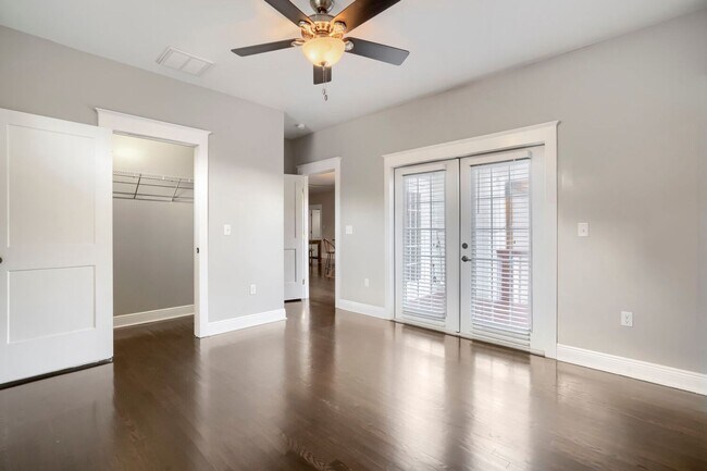 Building Photo - 213 W Frierson Ave