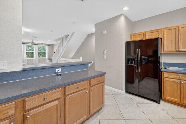 Building Photo - 1730 Borrego Way