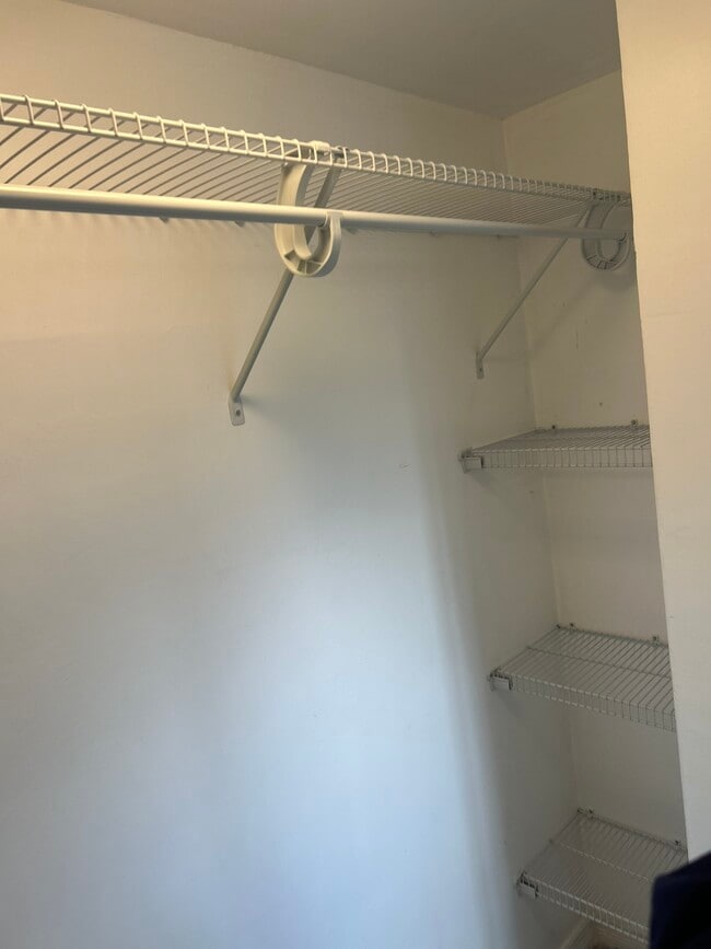 Building Photo - 3980 Crayrich Cir