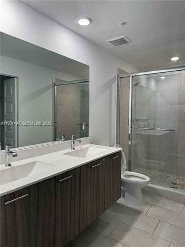 Building Photo - 8363 NW 41st St