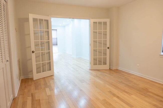 Building Photo - Charming Capitol Hill Home Near Lincoln Park – Modern Comfort Meets Historic Elegance