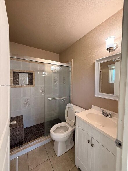 Building Photo - 35760 SW 186th Ave