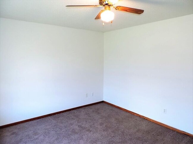 Building Photo - $1,250 | 2 Bedroom, 1 Bathroom Condo | Pet Friendly* | Available for an August 7th, 2026 Move In!