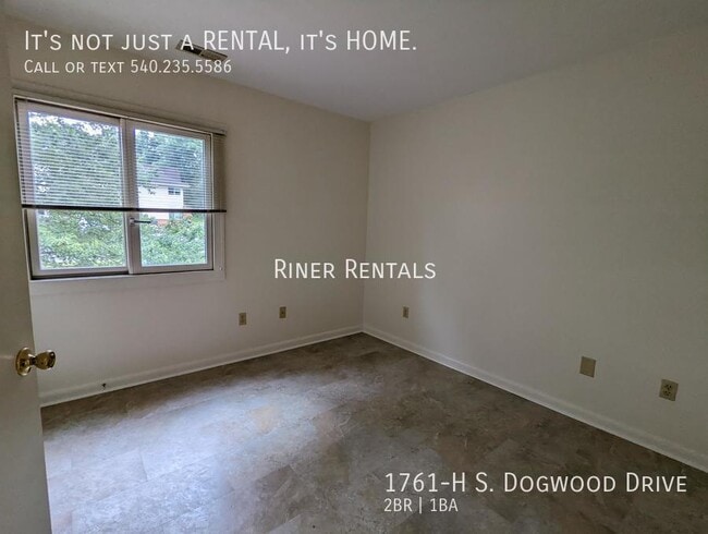 Building Photo - 1761-H S Dogwood Dr