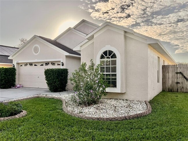 Building Photo - 1442 Lake Shore Ranch Dr