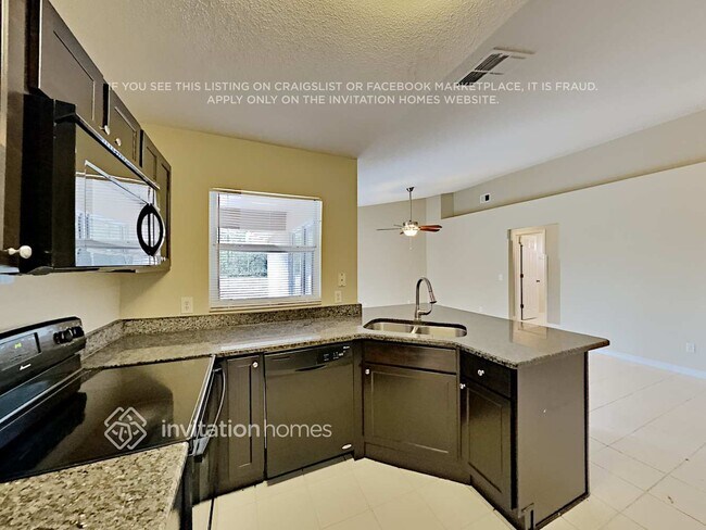 Building Photo - 1760 W Finland Dr