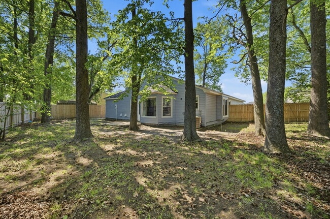 Building Photo - 3 BEDROOM RANCH HOME WITH GARAGE FOR RENT IN CENTRAL VIRGINIA BEACH!