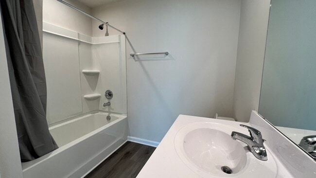 Building Photo - 243 Christiana Ln