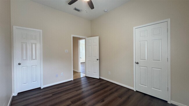 Building Photo - 24926 Ranch Lake Ct
