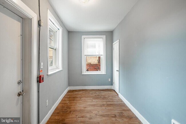 Building Photo - 5323 Angora Terrace
