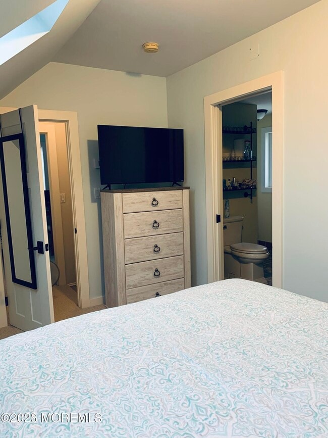 Building Photo - 108 E Kupper Dr