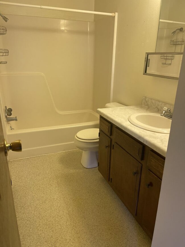 Building Photo - Two bedroom, one and half bathroom, modern...