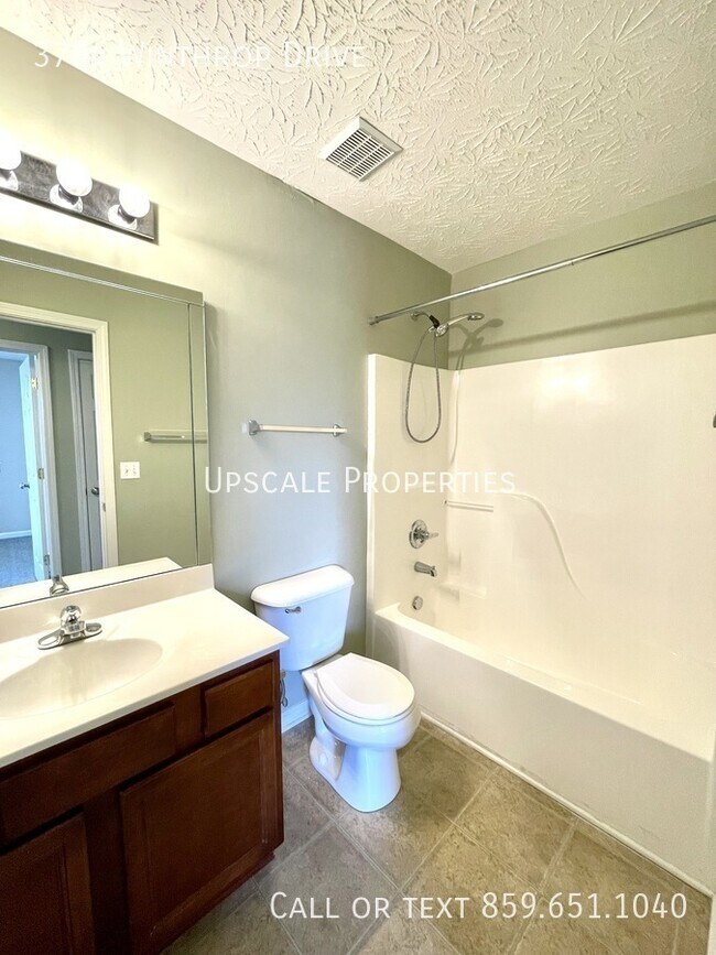 Building Photo - 3784 Winthrop Dr