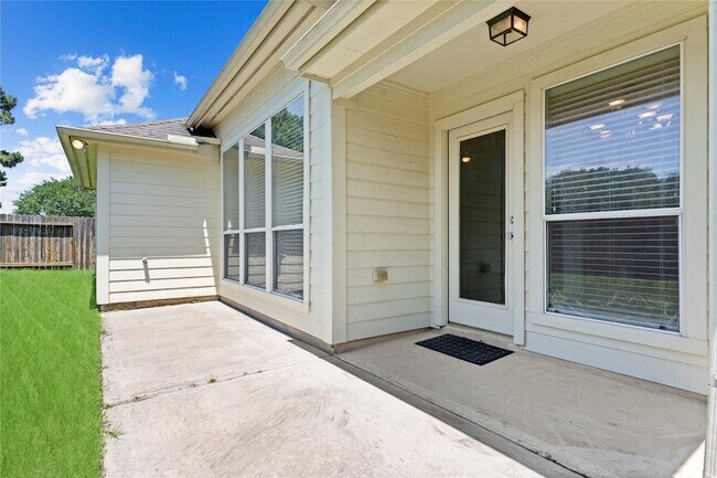 Building Photo - 11047 Pierce Valley Dr
