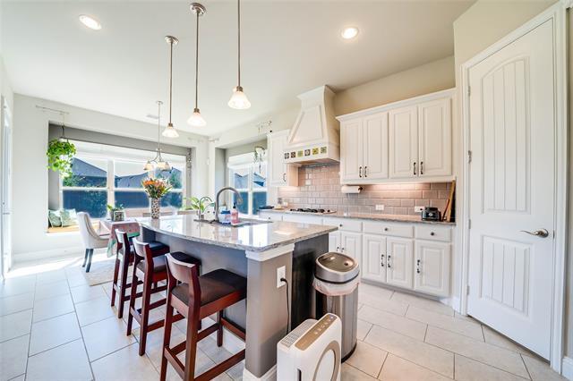 Building Photo - 528 Warner Dr