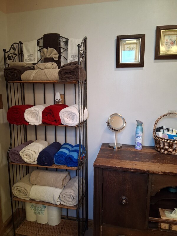 Building Photo - 7370 Wild Horse Canyon Rd