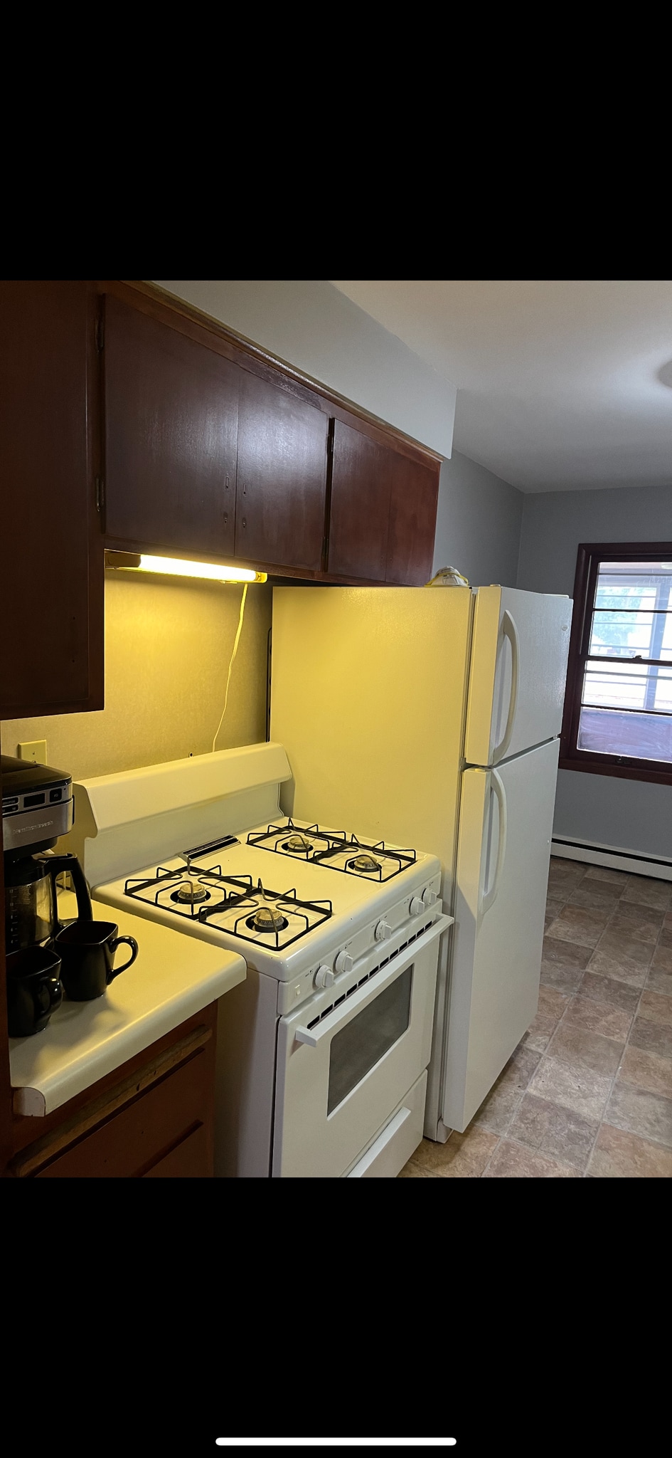 Building Photo - 315 Palomino Ln