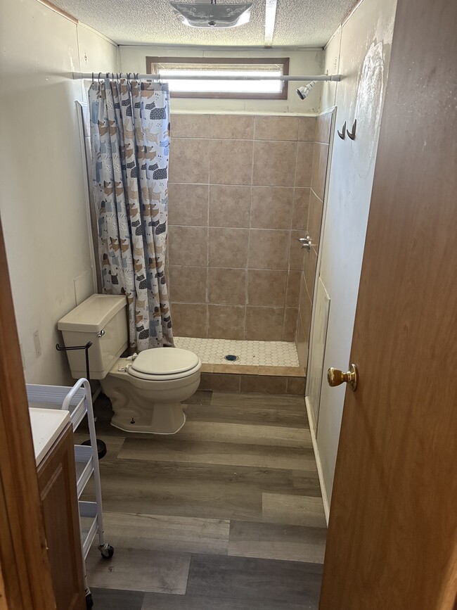 Building Photo - 13 Flintwood Dr