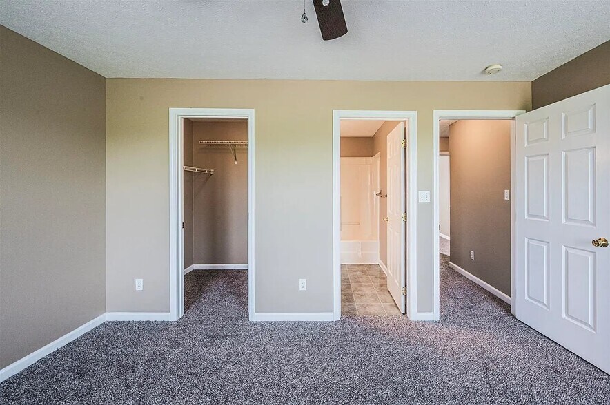 Building Photo - 133 Concord Dr