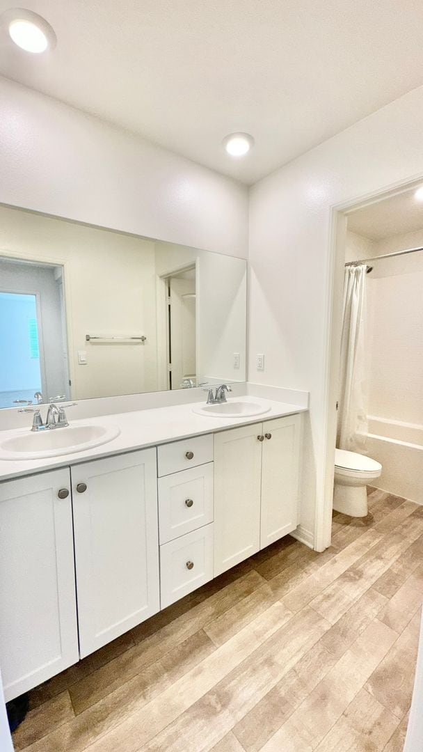 Building Photo - Beautiful Newer Construction Two-Story Home in Bonsall, Minutes to Everything!