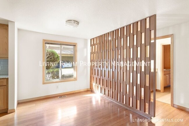 Building Photo - 9803 SW 49th Ave