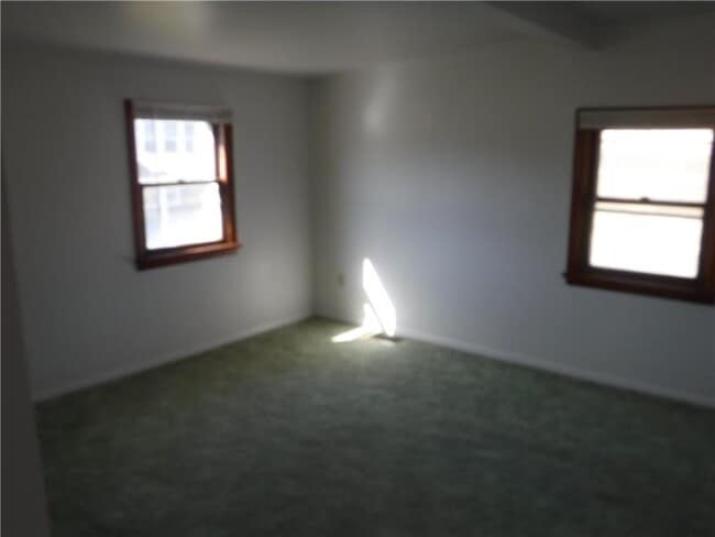 Building Photo - 358 Harpers Ferry Rd