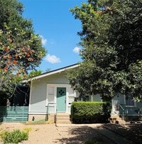 Building Photo - 3212 Oakmont Blvd