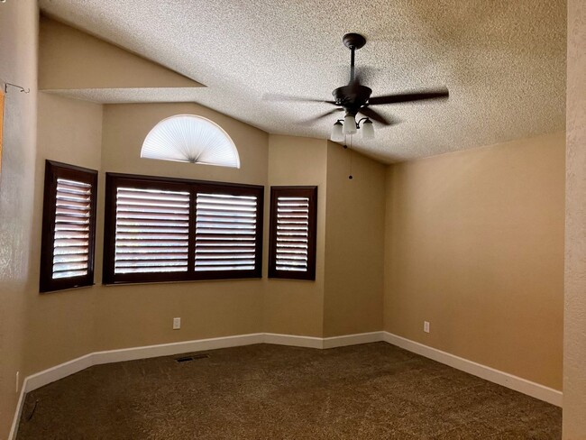Building Photo - beautiful 4 bedroom home in Carson City