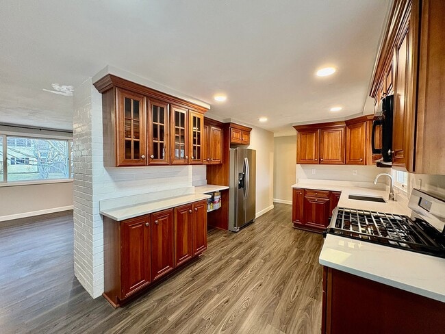 Primary Photo - 41 Alfred Rd