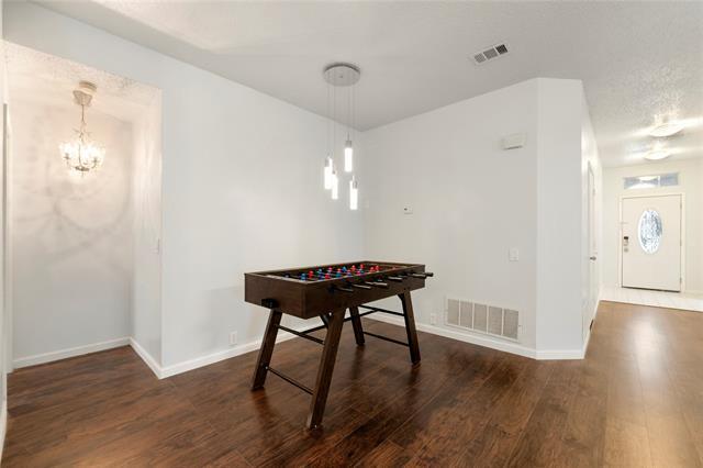 Building Photo - 206 Shady Brook Dr