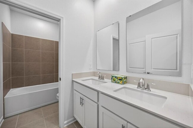 Building Photo - 3078 Armstrong Ave