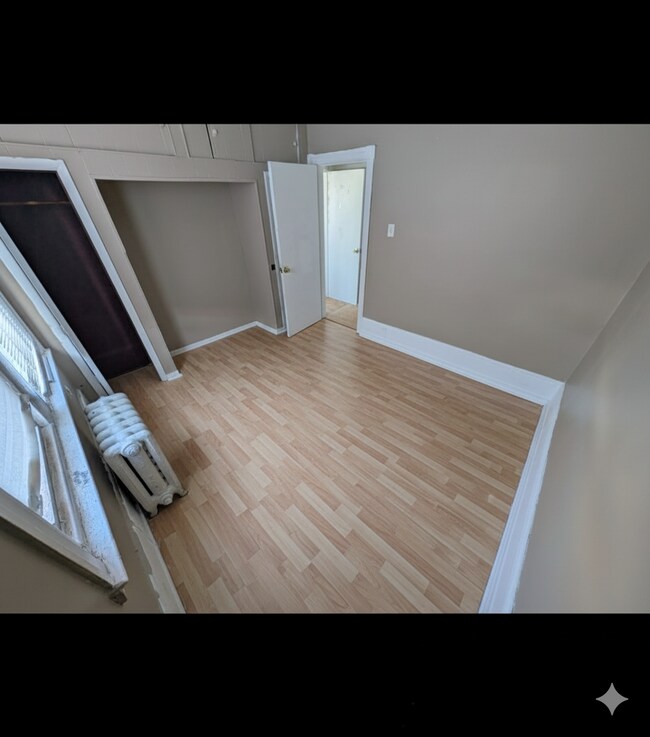 Building Photo - 18 N Georgia Ave