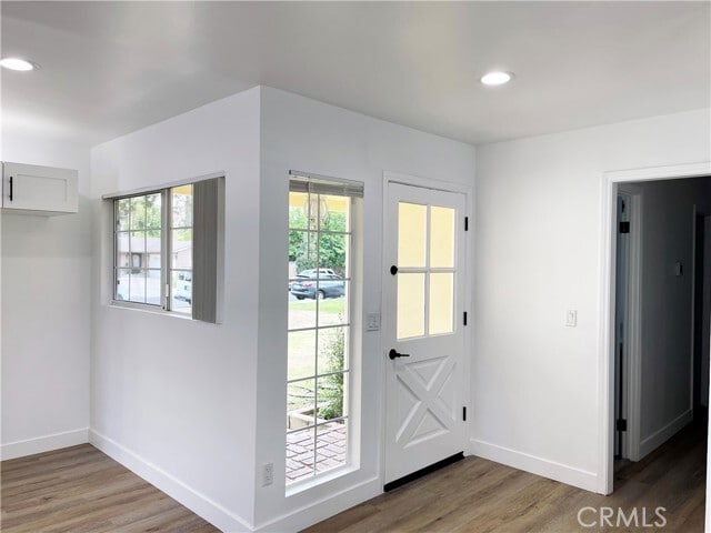 Building Photo - 6221 Glide Ave