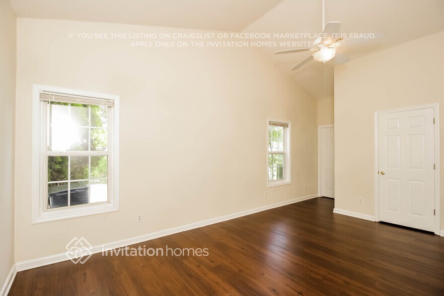 Building Photo - 2823 Sam Calvin Dr