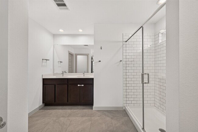 Building Photo - 28926 Yachting Pt Ct