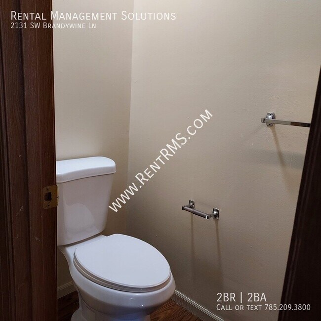 Building Photo - 2131 SW Brandywine Ln