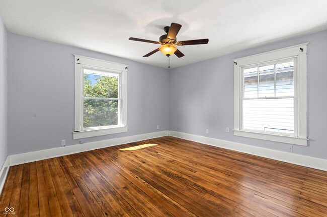 Building Photo - 2330 E 16th St