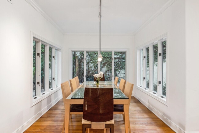 Building Photo - 3301 NE 16th St