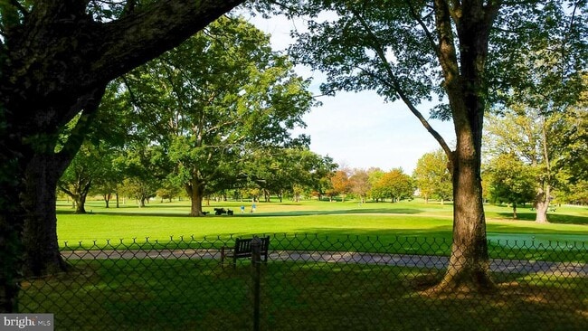 Building Photo - 308 Old Court House Rd NE