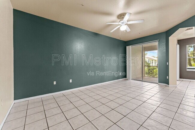 Building Photo - 5039 Sunridge Palms Dr