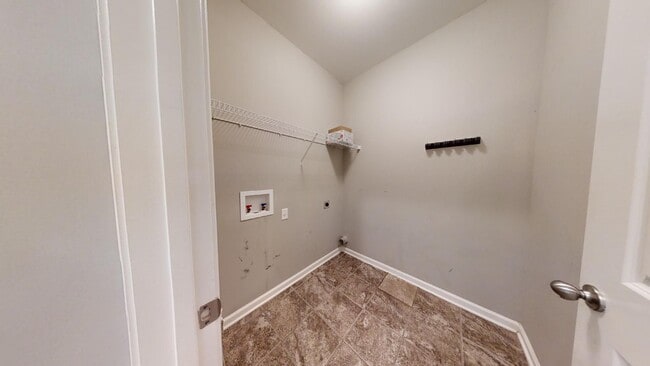 Building Photo - 979 W Richland Cir