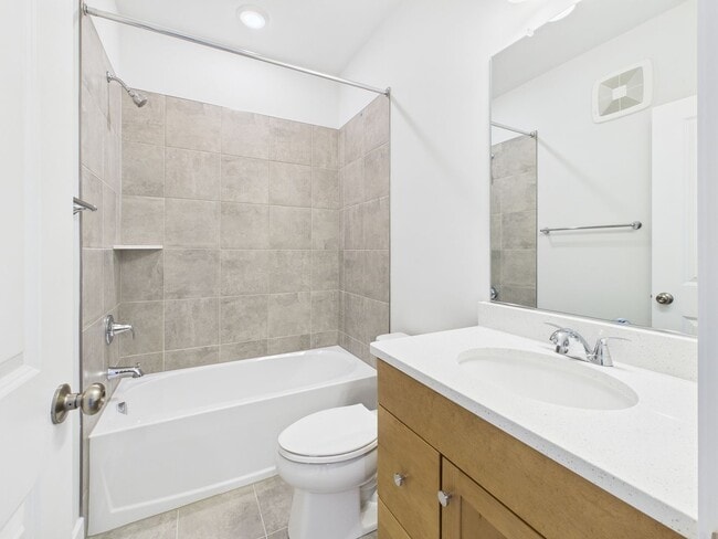 Building Photo - 5320 Wyndham Forest Dr