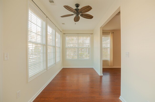 Building Photo - 1113 Shire Way