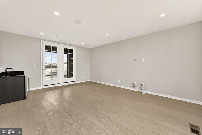Building Photo - 43433 Wilcox Terrace